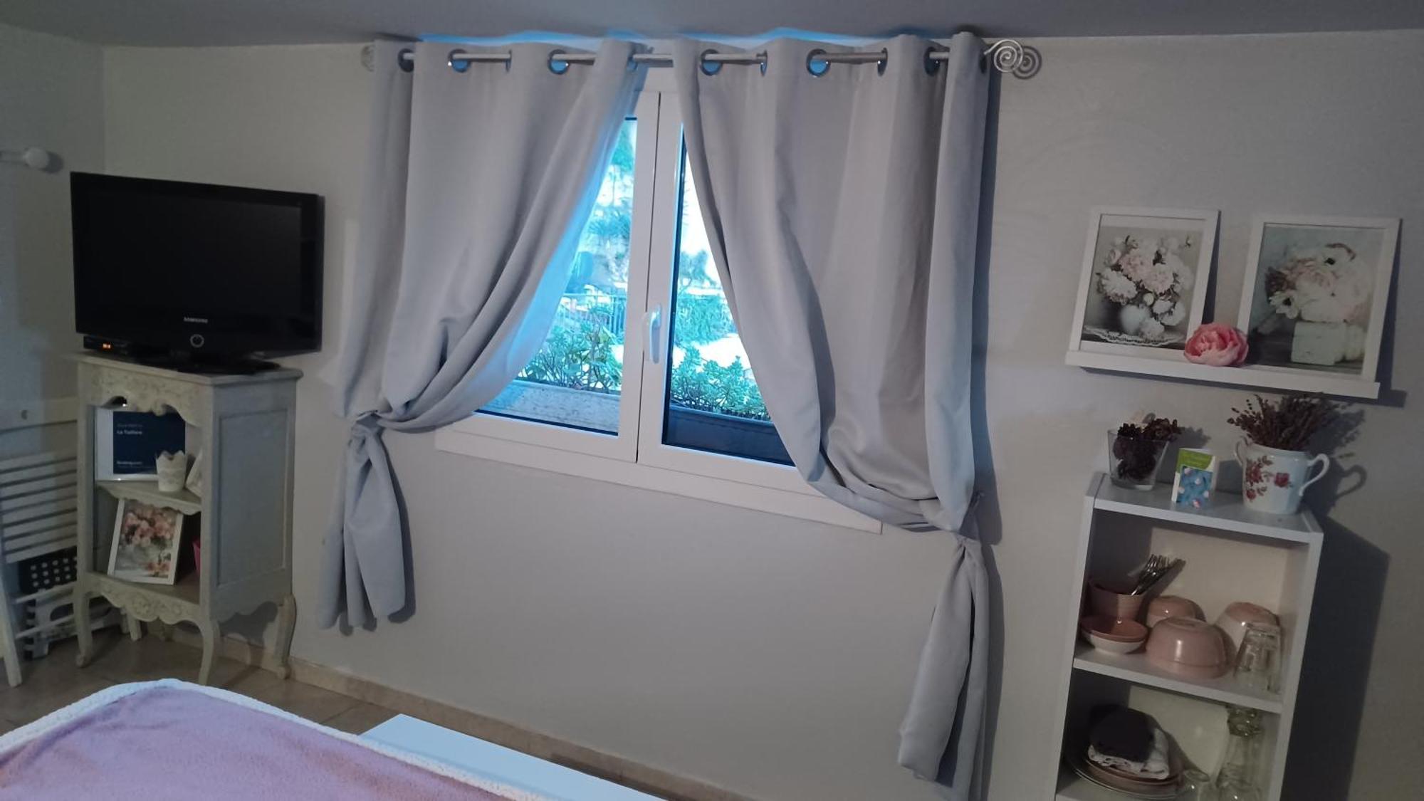 Apartamento La Tuiliere Saint-Laurent-du-Var Exterior foto