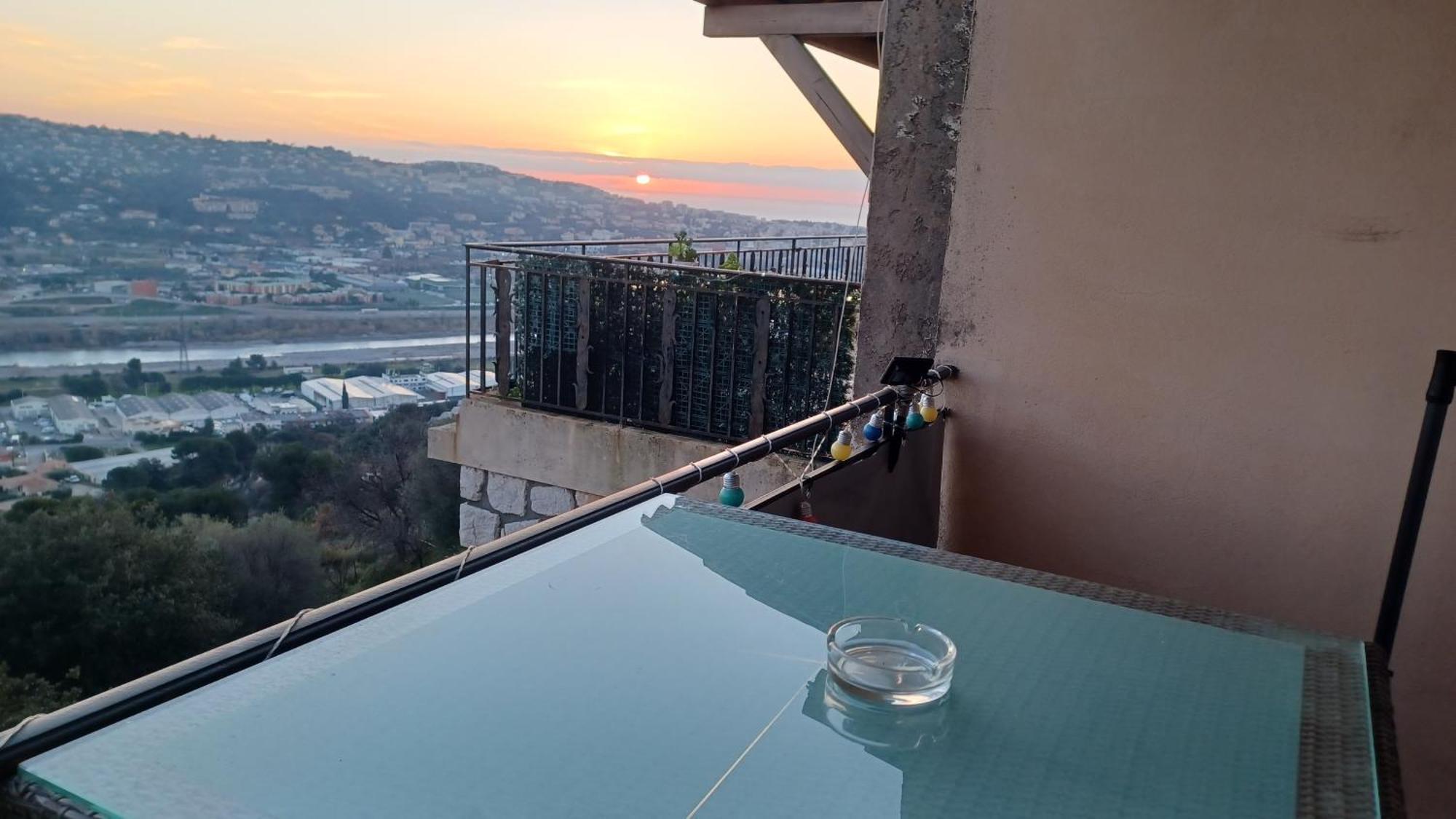Apartamento La Tuiliere Saint-Laurent-du-Var Exterior foto